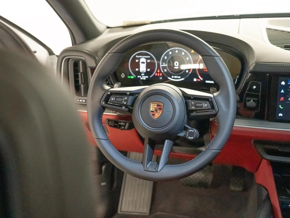 2026 Porsche 9Y0/9Y3 Cayenne - Image 26 of 28