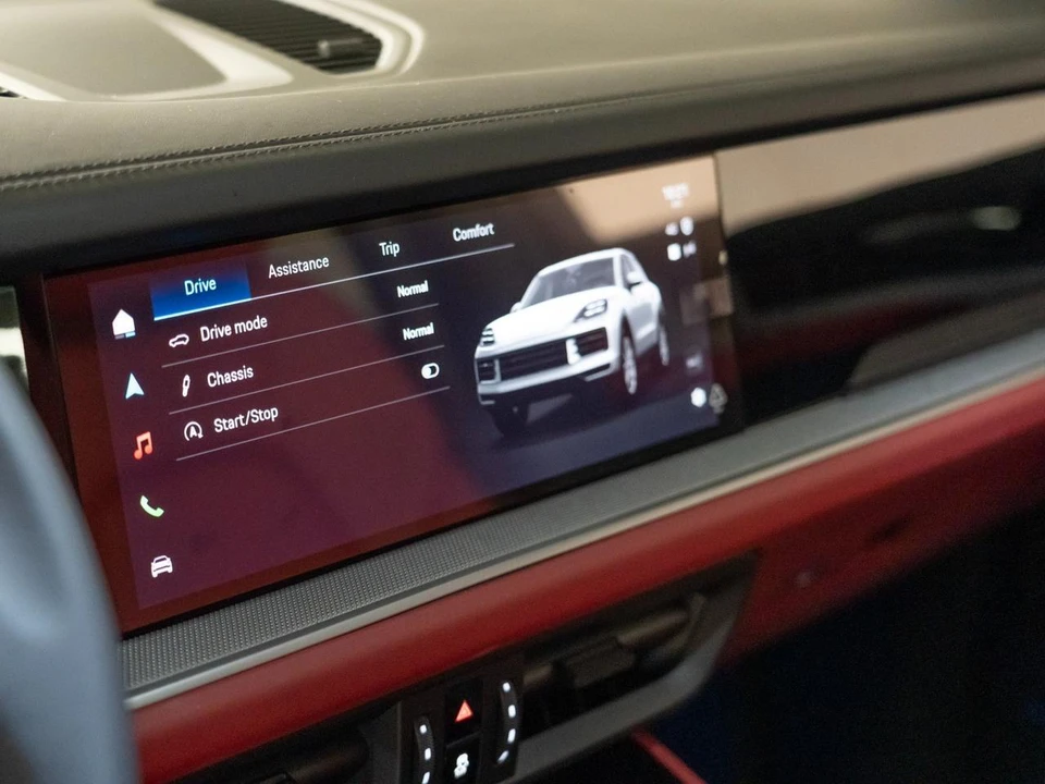 2026 Porsche 9Y0/9Y3 Cayenne - Image 20 of 28