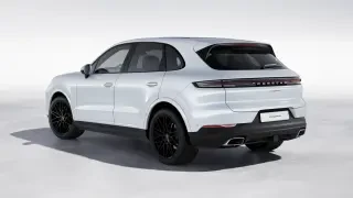 2026 Porsche Cayenne - Image 21 of 30