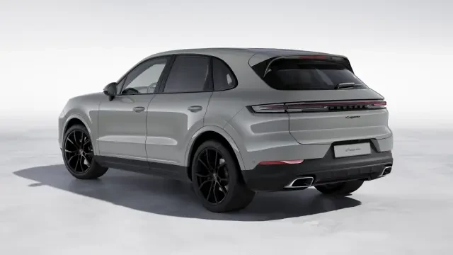 2026 Porsche Cayenne - Image 22 of 30