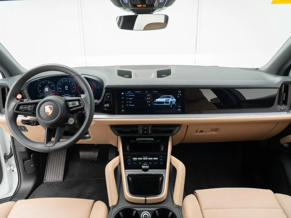 2026 Porsche 9Y0/9Y3 Cayenne - Image 30 of 31
