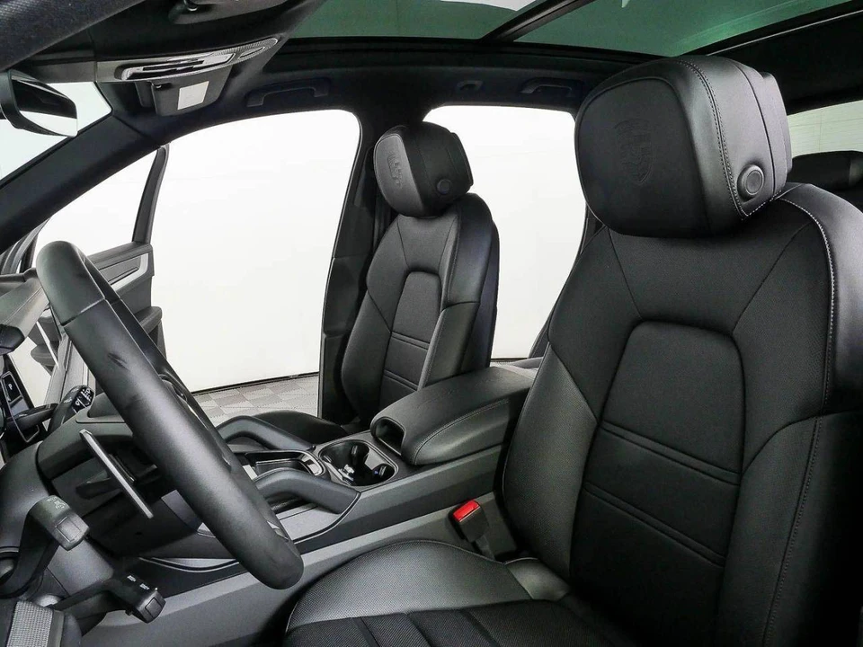 2026 Porsche 9Y0/9Y3 Cayenne - Image 5 of 5