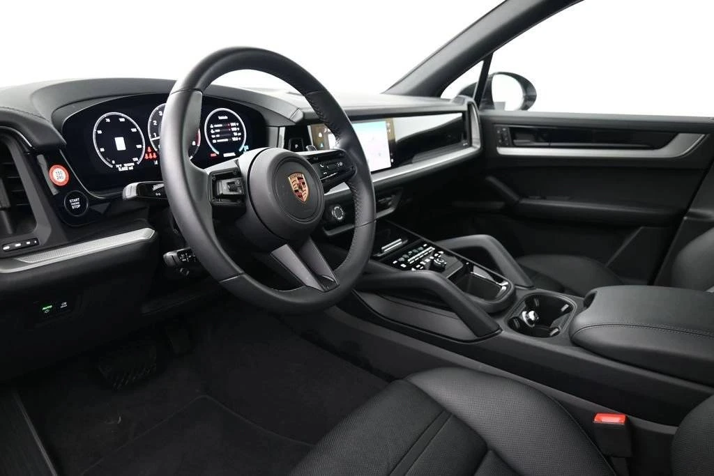 2026 Porsche 9Y0/9Y3 Cayenne - Image 4 of 4