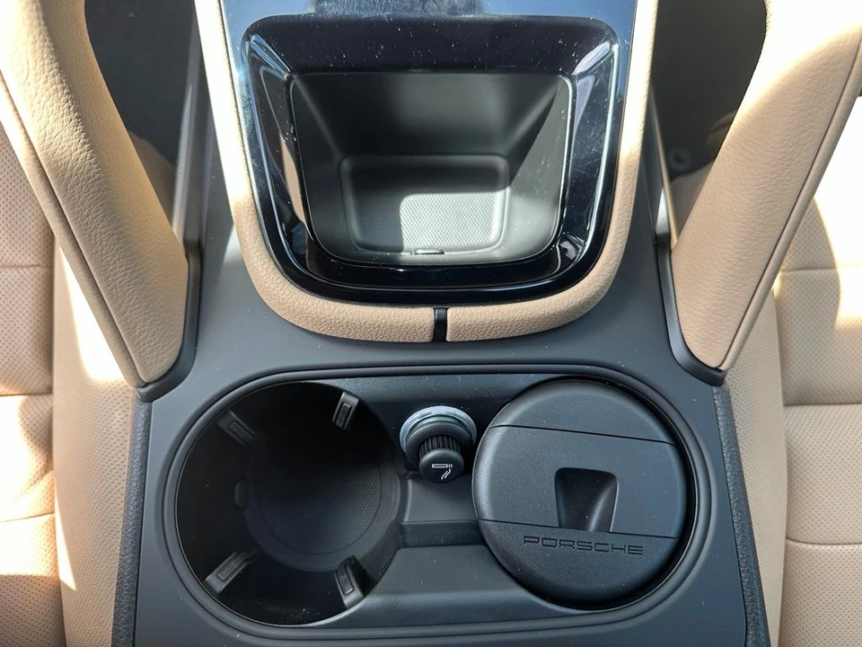 2026 Porsche Cayenne - Image 31 of 31