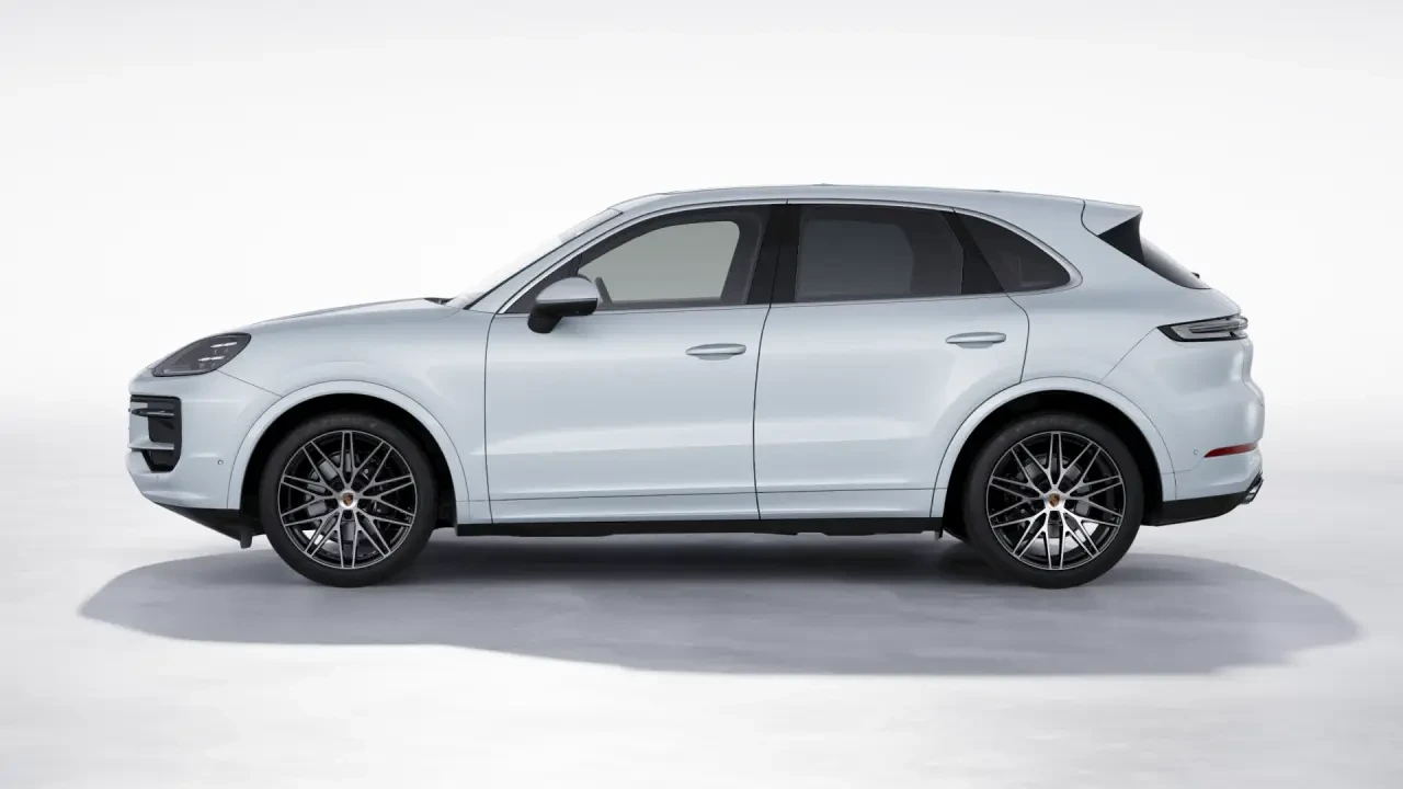 2026 Porsche 9Y0/9Y3 Cayenne - Image 16 of 31
