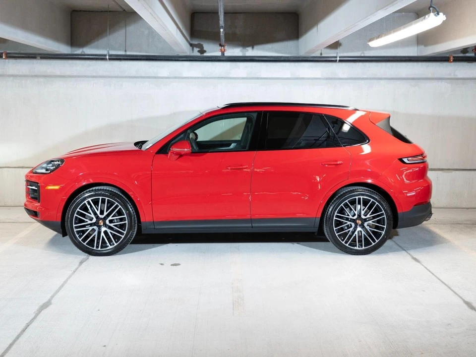 2026 Porsche 9Y0/9Y3 Cayenne - Image 2 of 28