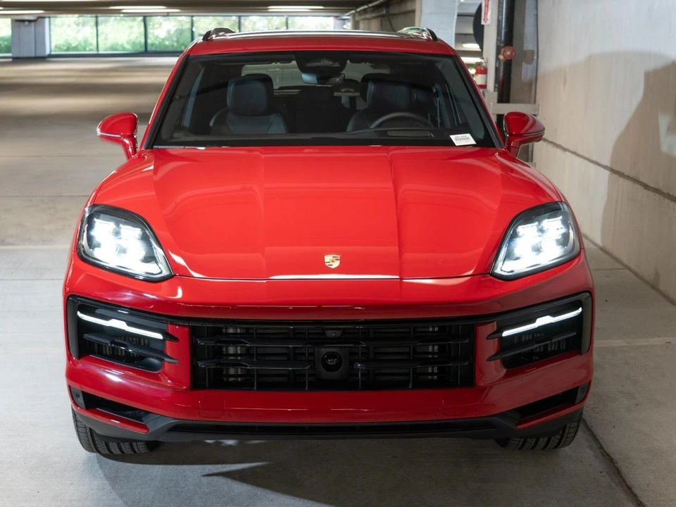 2026 Porsche 9Y0/9Y3 Cayenne - Image 6 of 28