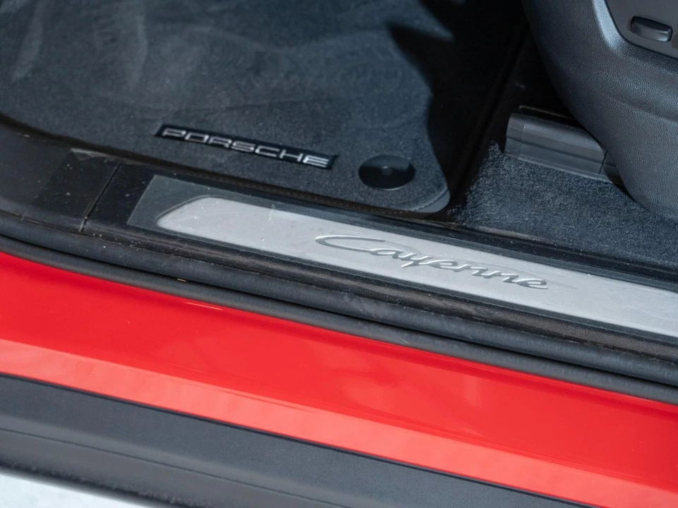 2026 Porsche 9Y0/9Y3 Cayenne - Image 12 of 28