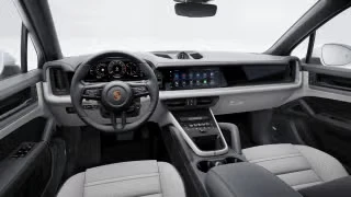 2026 Porsche Cayenne - Image 25 of 30