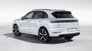 2026 Porsche Cayenne - Image 21 of 30