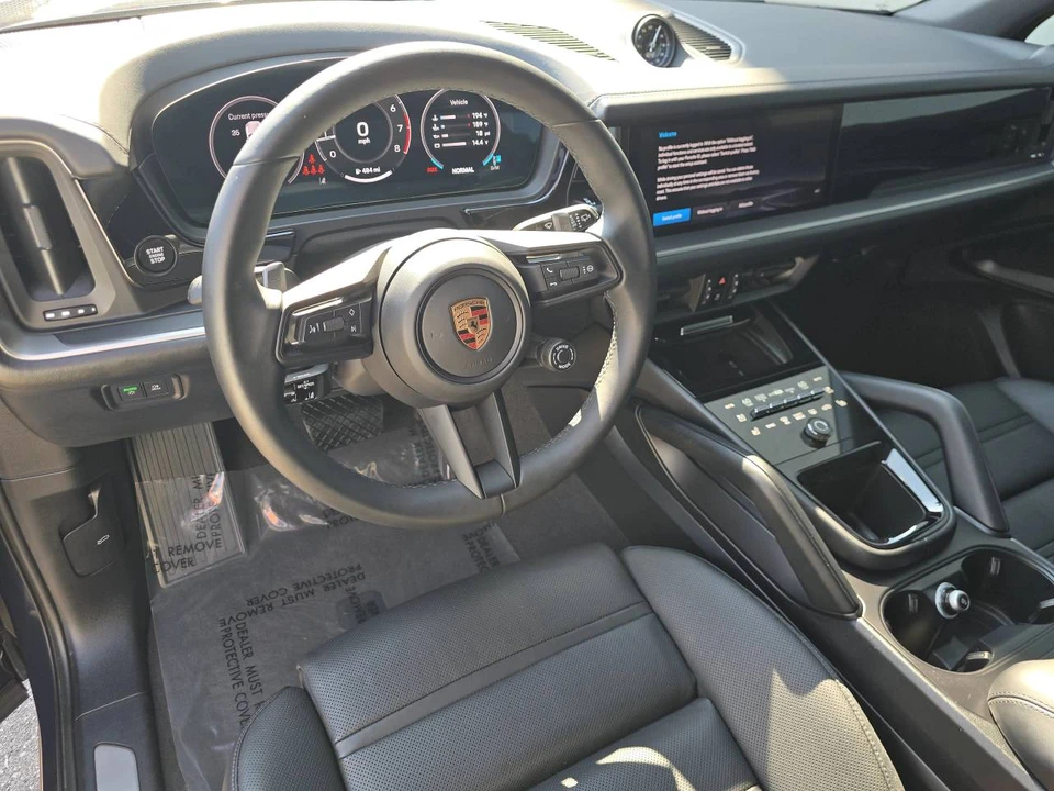 2026 Porsche 9Y0/9Y3 Cayenne - Image 4 of 5