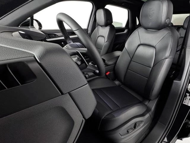 2026 Porsche 9Y0/9Y3 Cayenne - Image 5 of 5