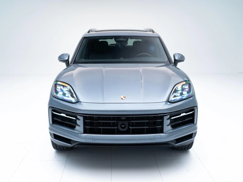 2026 Porsche Cayenne - Image 6 of 31
