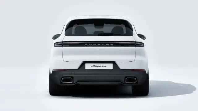 2026 Porsche Cayenne - Image 22 of 31