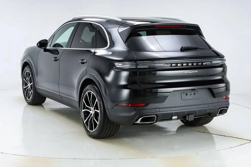 2026 Porsche 9Y0/9Y3 Cayenne - Image 3 of 5