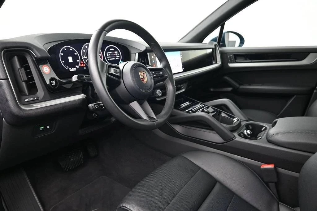 2026 Porsche 9Y0/9Y3 Cayenne - Image 4 of 5