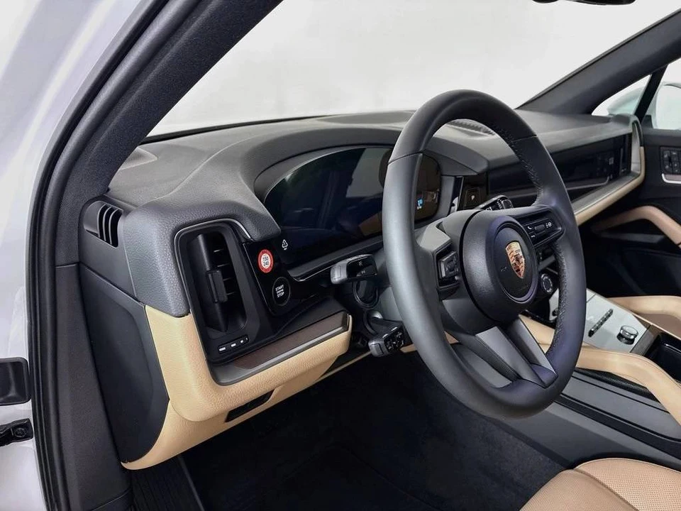 2026 Porsche 9Y0/9Y3 Cayenne - Image 4 of 5