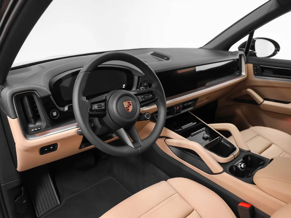 2026 Porsche 9Y0/9Y3 Cayenne - Image 4 of 5