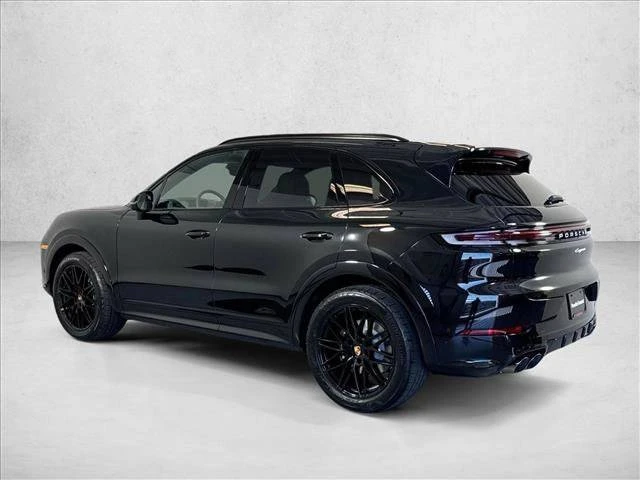 2026 Porsche 9Y0/9Y3 Cayenne - Image 3 of 5