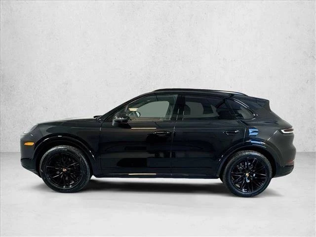 2026 Porsche 9Y0/9Y3 Cayenne - Image 2 of 5