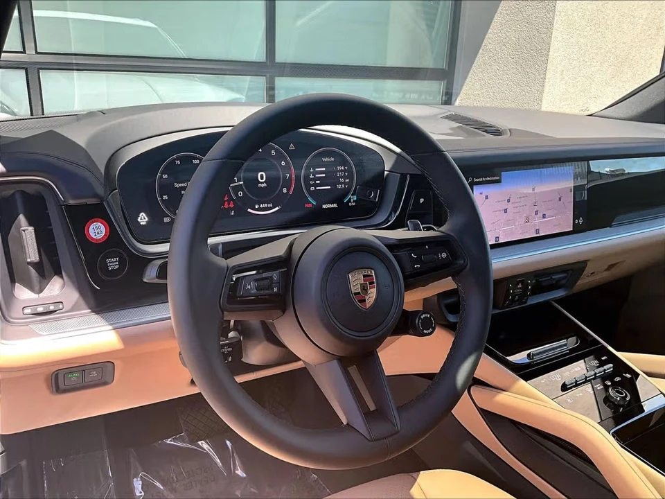 2026 Porsche 9Y0/9Y3 Cayenne - Image 28 of 31