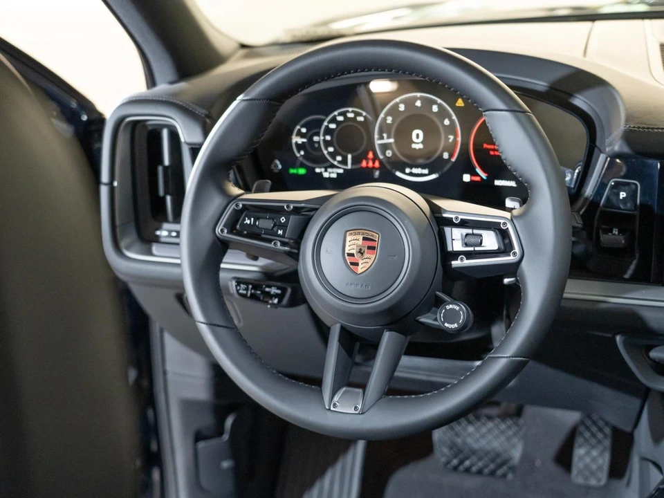 2026 Porsche 9Y0/9Y3 Cayenne - Image 26 of 28