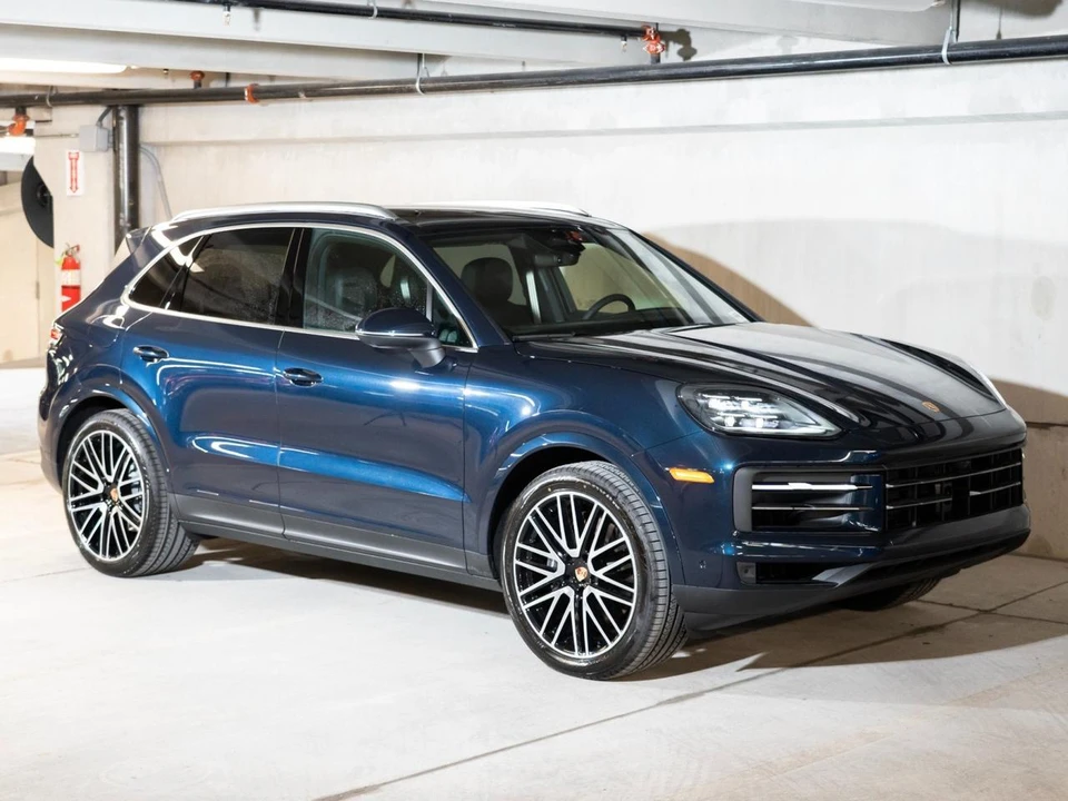 2026 Porsche 9Y0/9Y3 Cayenne - Image 7 of 28