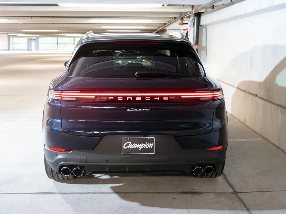 2026 Porsche 9Y0/9Y3 Cayenne - Image 10 of 28