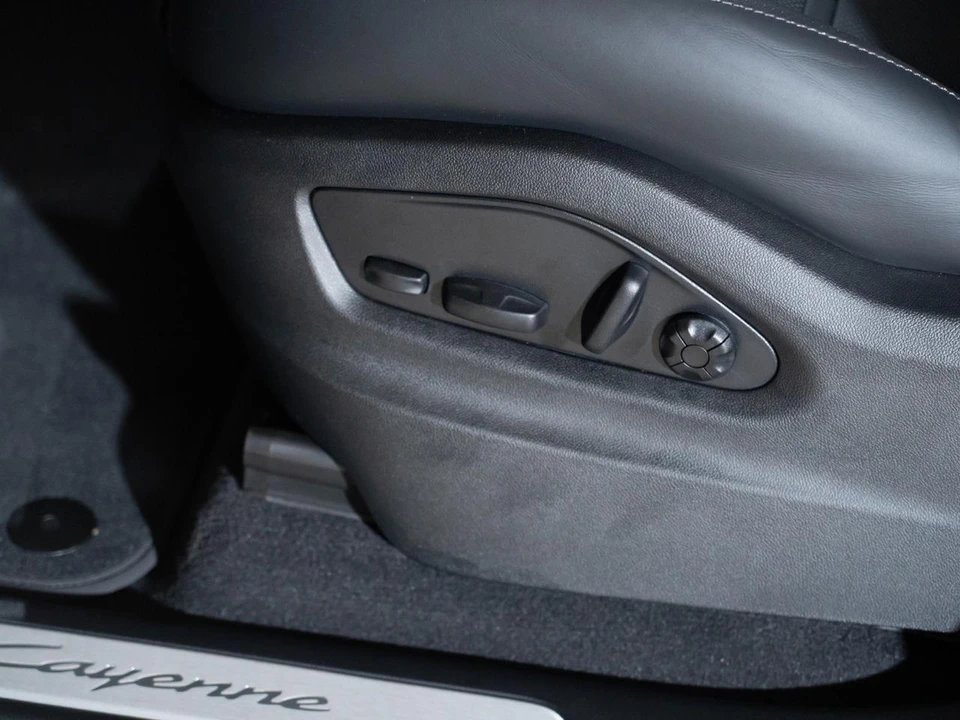 2026 Porsche 9Y0/9Y3 Cayenne - Image 13 of 28