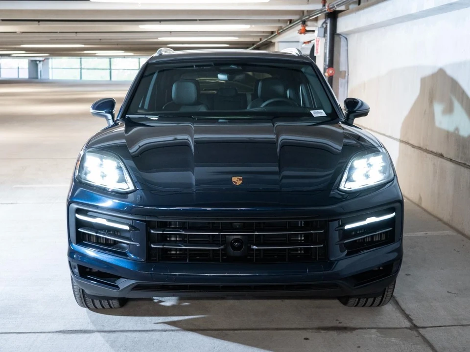 2026 Porsche 9Y0/9Y3 Cayenne - Image 6 of 28