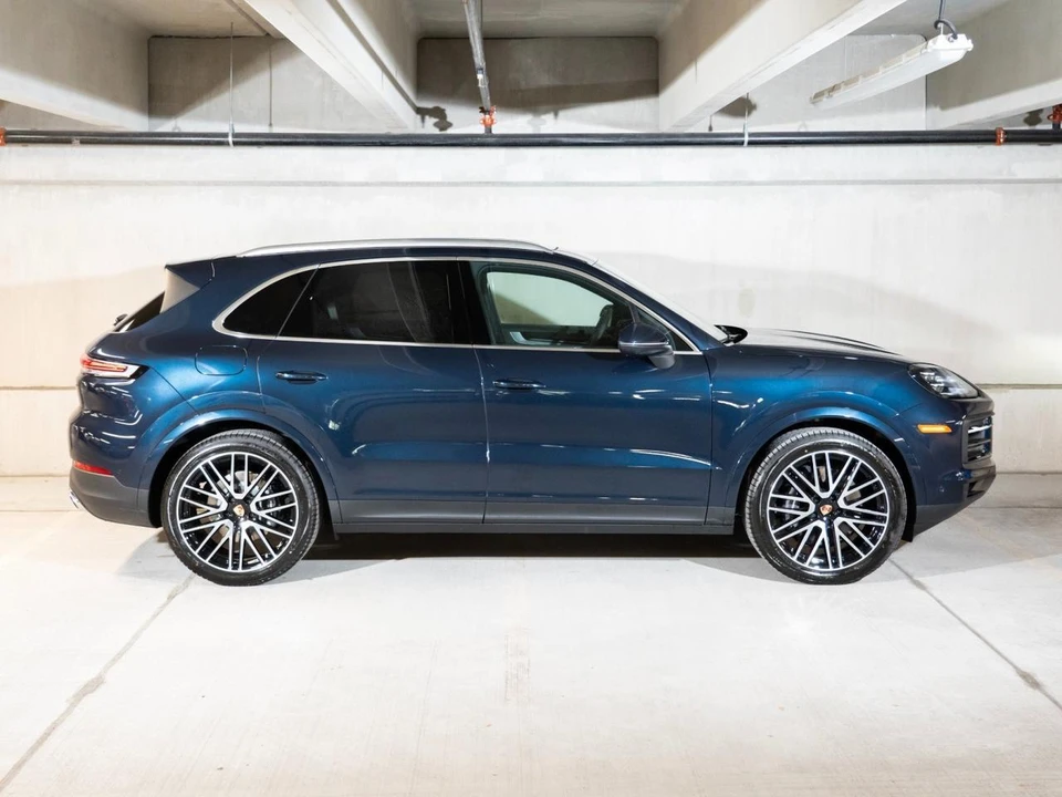 2026 Porsche 9Y0/9Y3 Cayenne - Image 8 of 28
