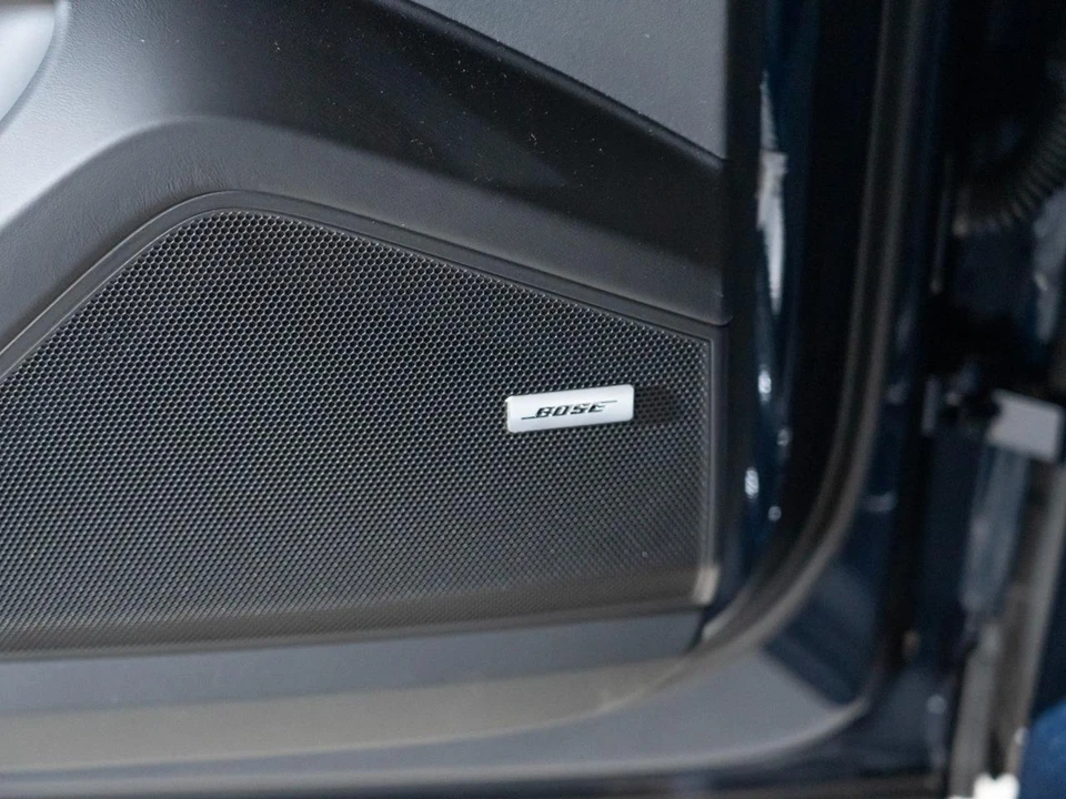 2026 Porsche 9Y0/9Y3 Cayenne - Image 18 of 28