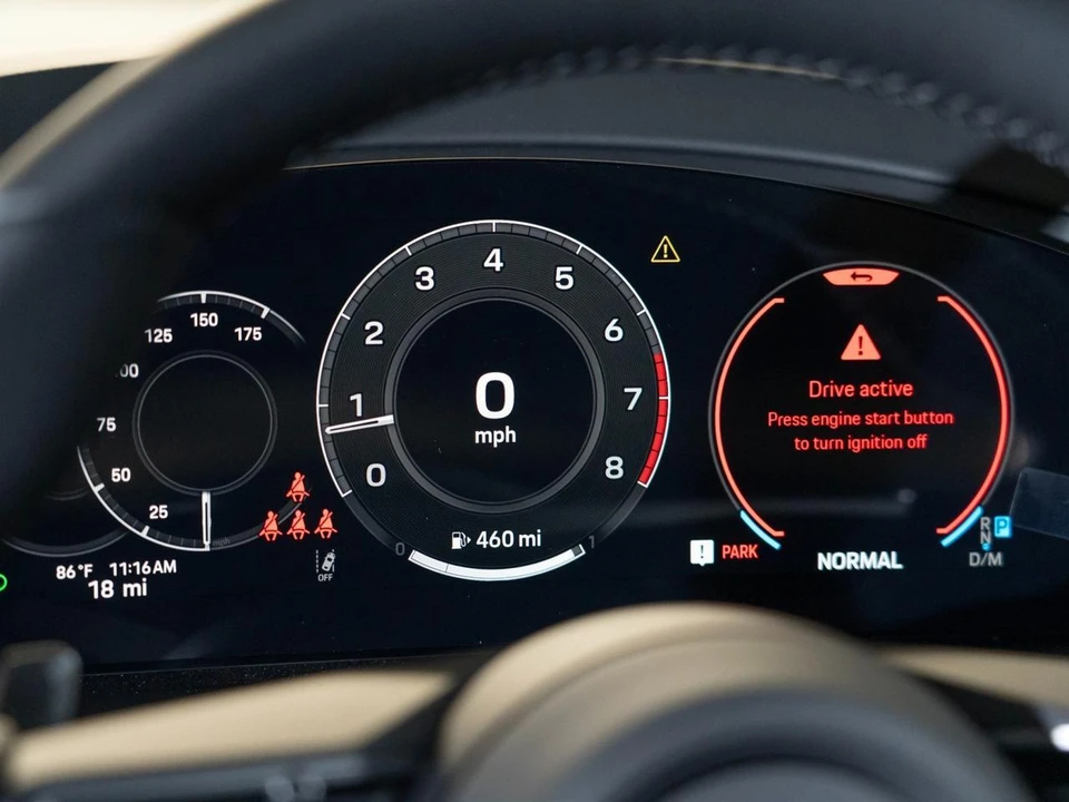 2026 Porsche 9Y0/9Y3 Cayenne - Image 19 of 28