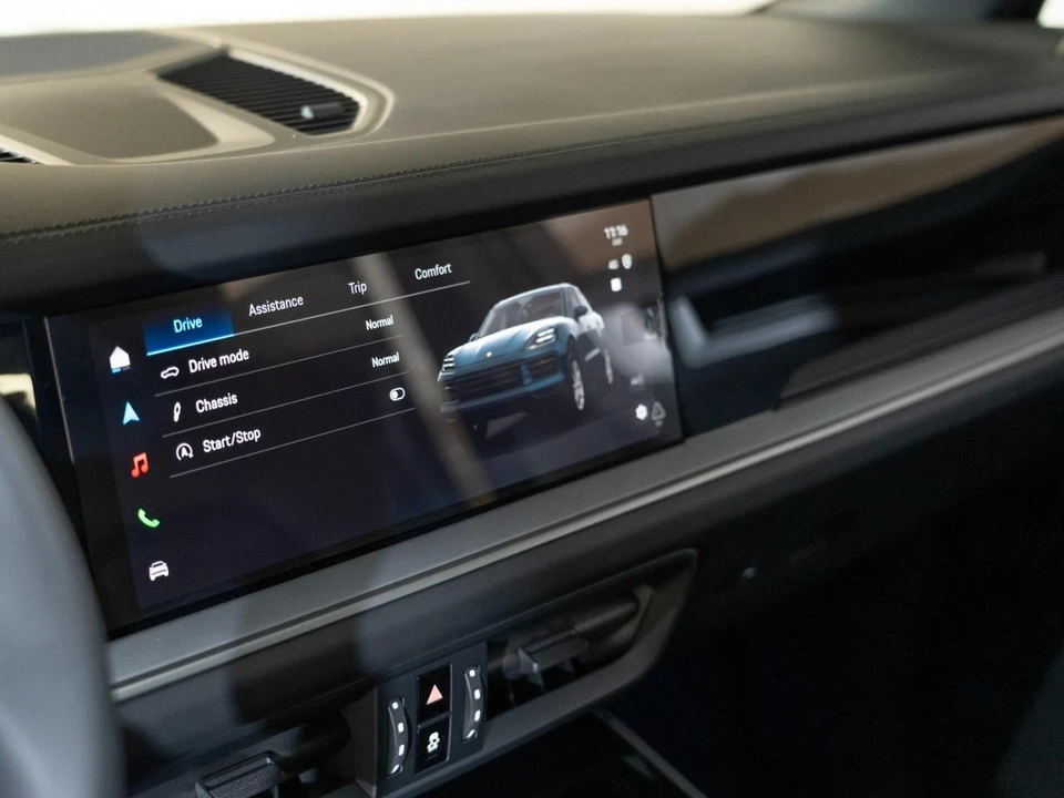 2026 Porsche 9Y0/9Y3 Cayenne - Image 20 of 28