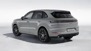 2026 Porsche Cayenne - Image 21 of 30
