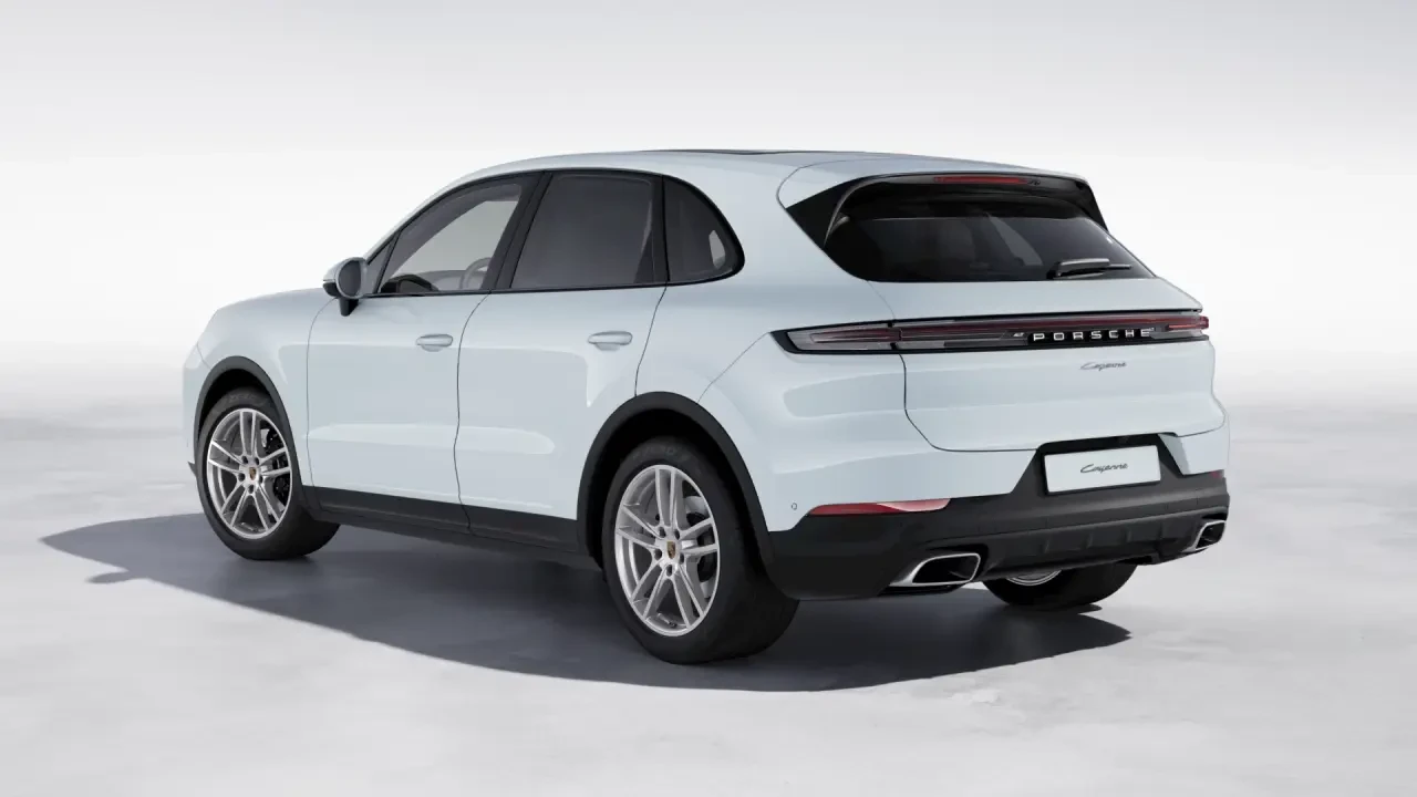 2026 Porsche Cayenne - Image 24 of 30
