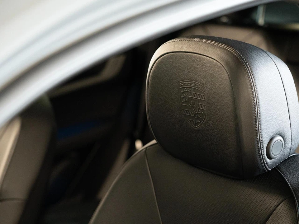 2026 Porsche 9Y0/9Y3 Cayenne - Image 26 of 29
