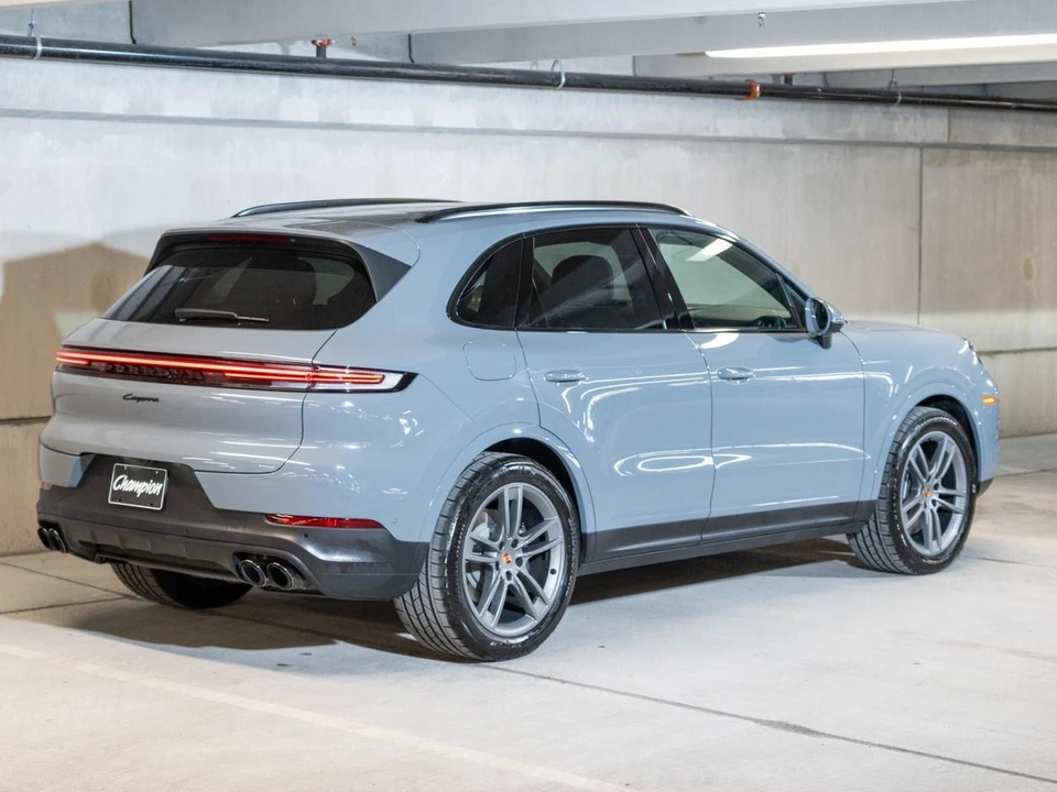 2026 Porsche 9Y0/9Y3 Cayenne - Image 10 of 30