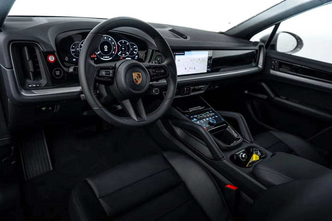 2026 Porsche 9Y0/9Y3 Cayenne - Image 28 of 31