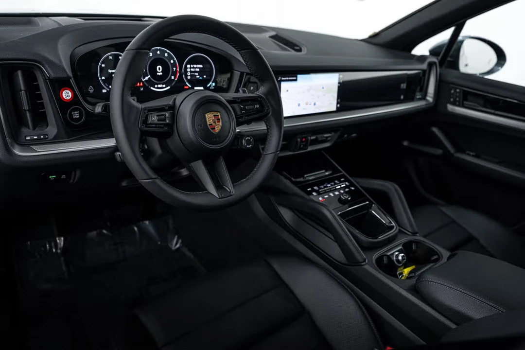 2026 Porsche 9Y0/9Y3 Cayenne - Image 28 of 31