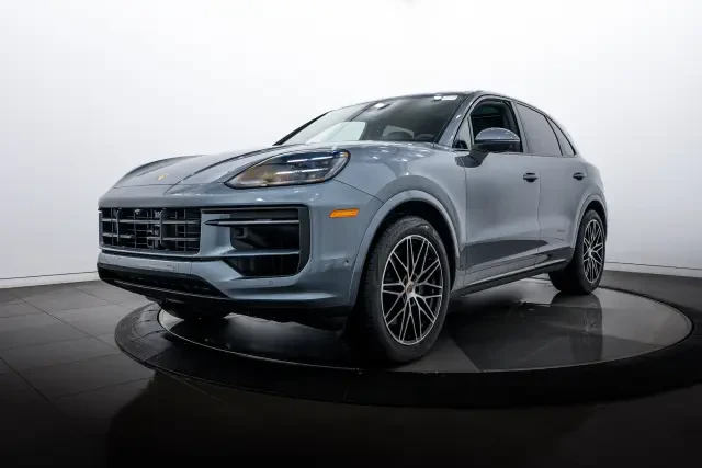 2026 Porsche 9Y0/9Y3 Cayenne - Image 6 of 31