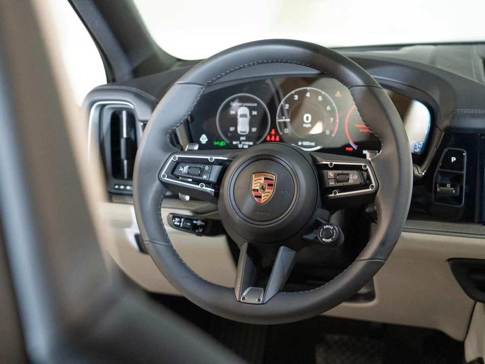 2026 Porsche 9Y0/9Y3 Cayenne - Image 28 of 30