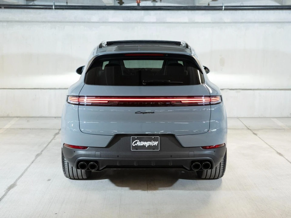 2026 Porsche 9Y0/9Y3 Cayenne - Image 10 of 30