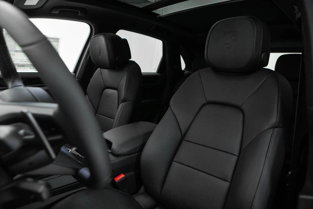 2026 Porsche 9Y0/9Y3 Cayenne - Image 5 of 5