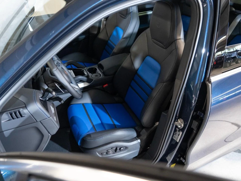 2026 Porsche 9Y0/9Y3 Cayenne - Image 5 of 30