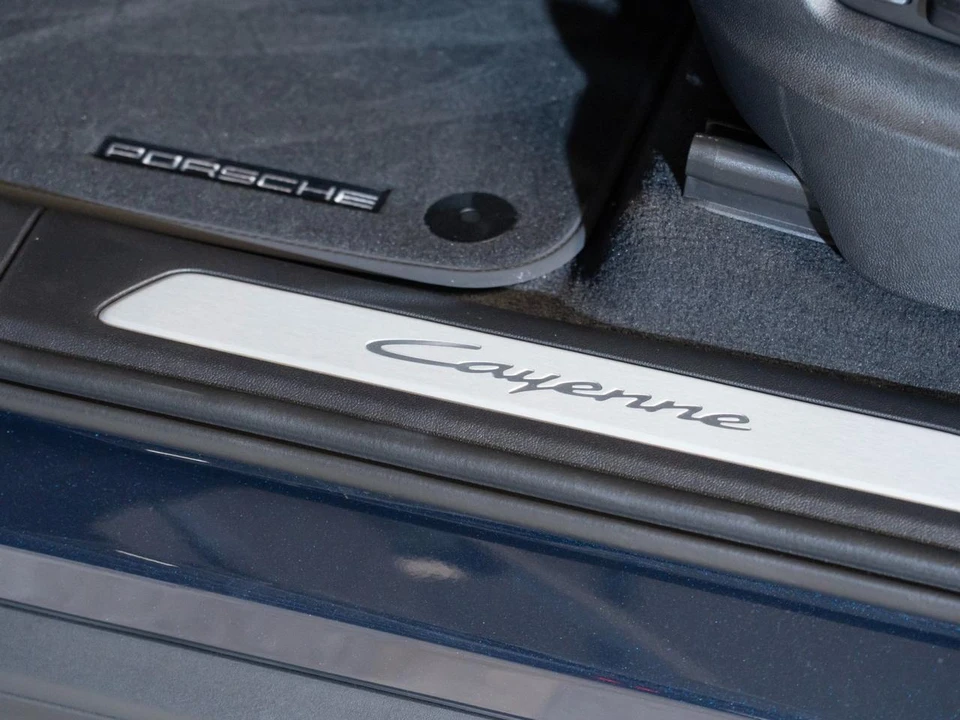 2026 Porsche 9Y0/9Y3 Cayenne - Image 12 of 30