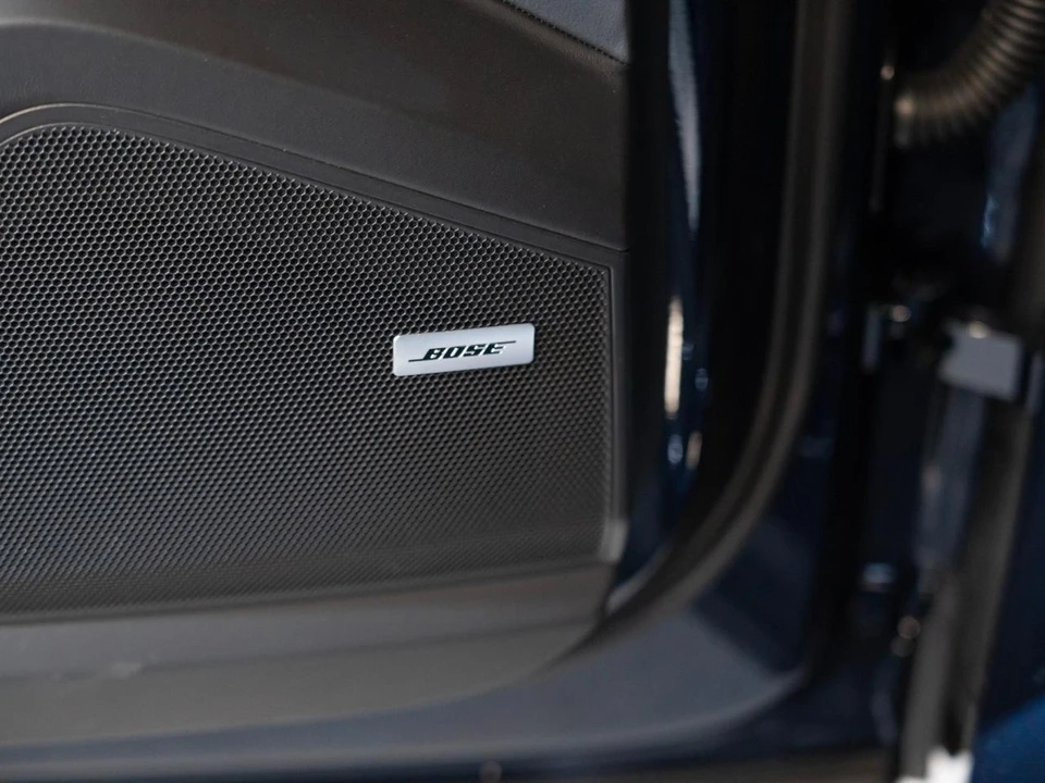 2026 Porsche 9Y0/9Y3 Cayenne - Image 18 of 30