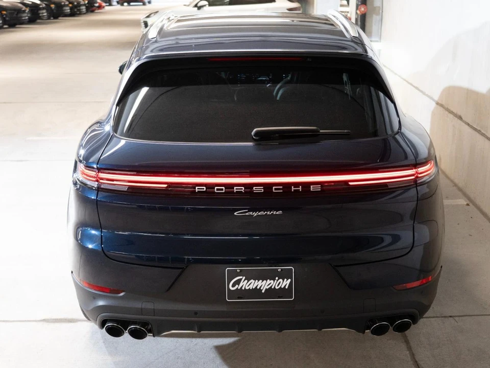 2026 Porsche 9Y0/9Y3 Cayenne - Image 10 of 30