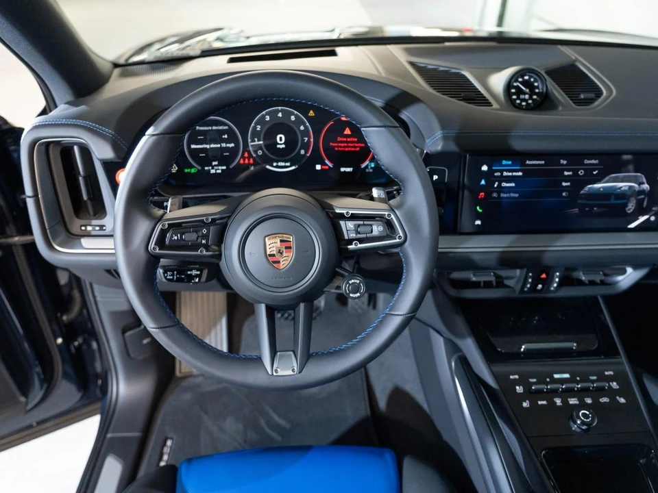 2026 Porsche 9Y0/9Y3 Cayenne - Image 29 of 30