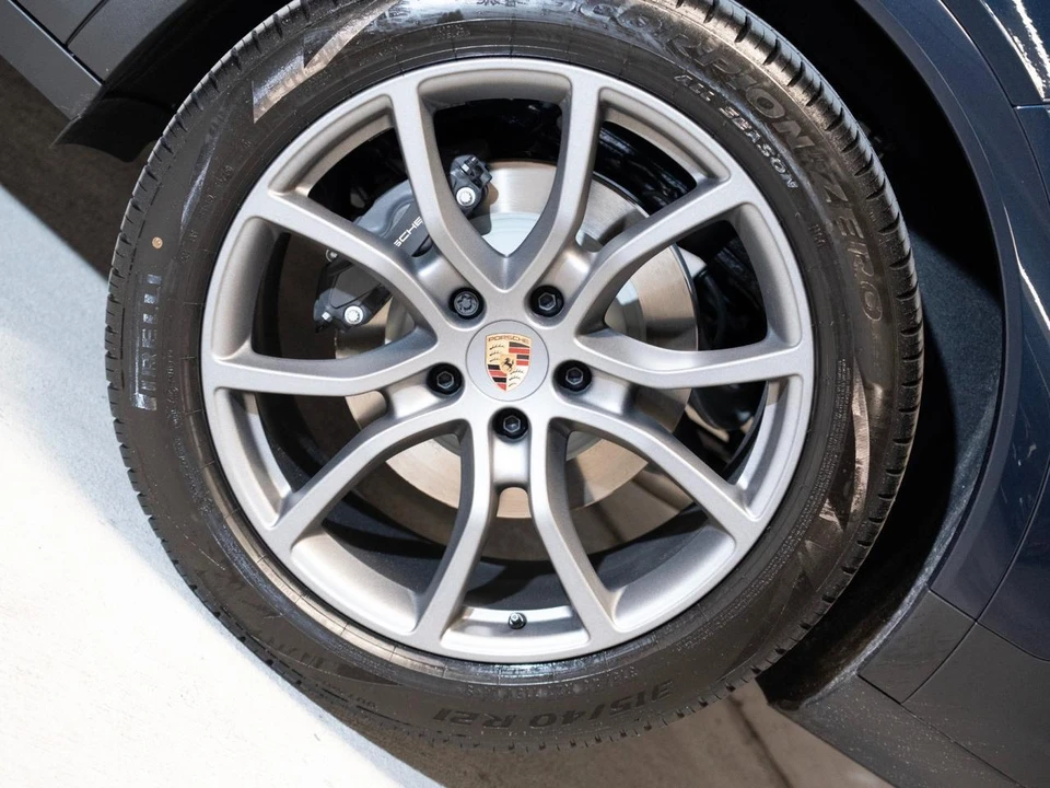 2026 Porsche 9Y0/9Y3 Cayenne - Image 11 of 30
